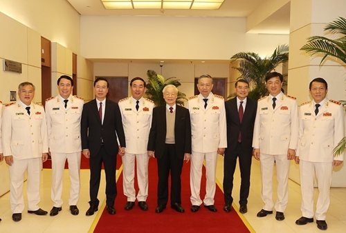 Bản tin thời sự tổng hợp tuần: Tổng Bí thư Nguyễn Phú Trọng yêu cầu lực lượng CAND tiếp tục “gương mẫu, đi đầu”